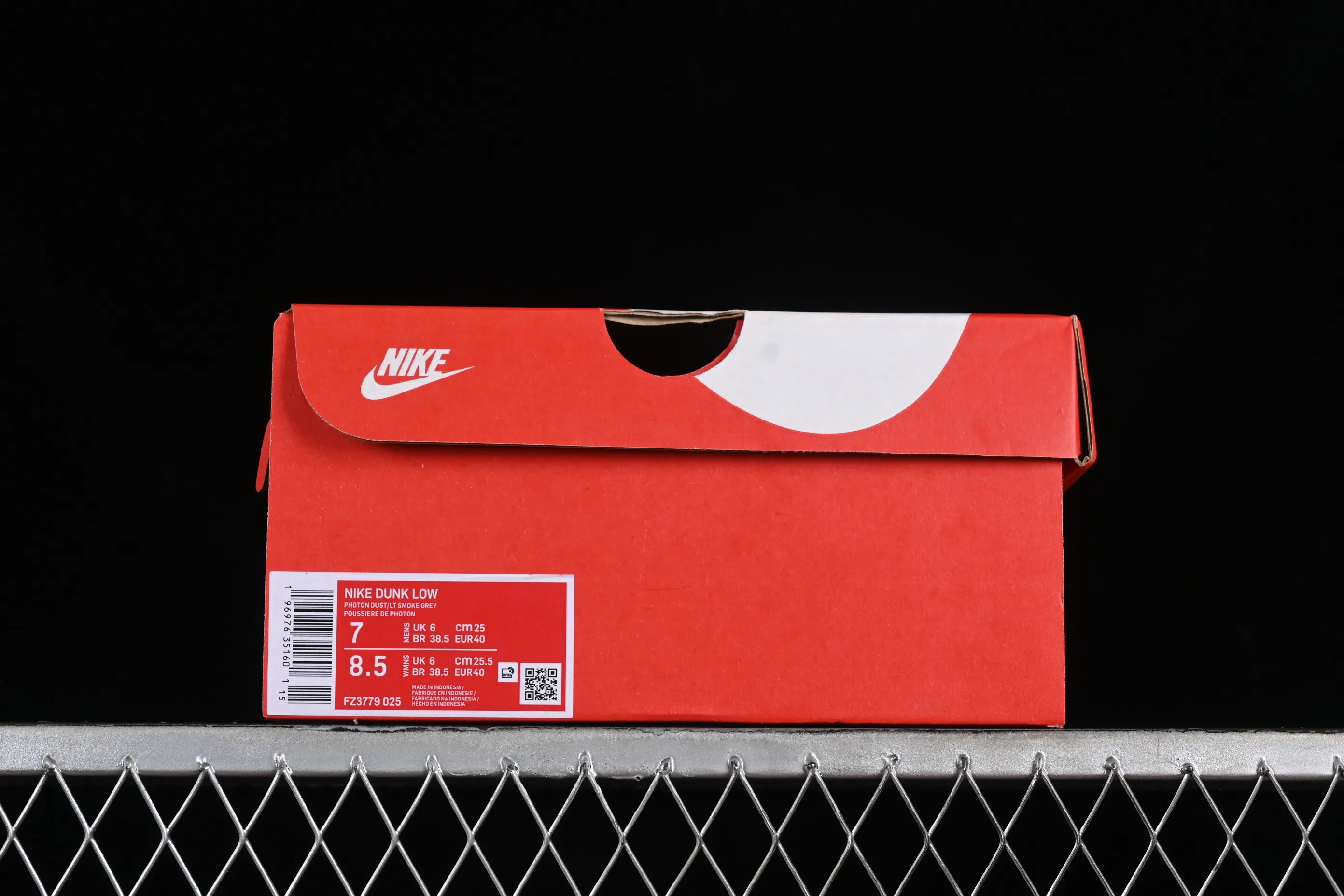 All categories Nk SB Dunk series Nk SB Dunk Low low-top sneakers Nk Dunk Low Frozen 2.0 SB low-top casual sneakers FZ3779-025